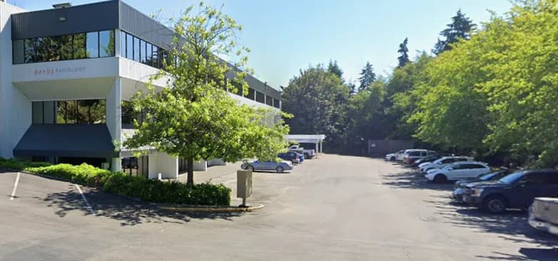 Parking at the Federal Way clinic, photo 3