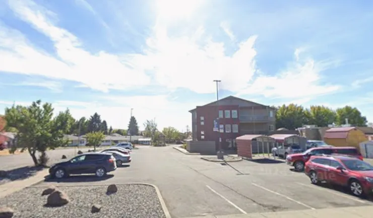 Parking at the Klickitat Valley Health (Goldendale) clinic, photo 2