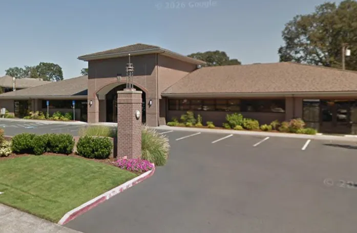 Exterior of the Salem clinic
