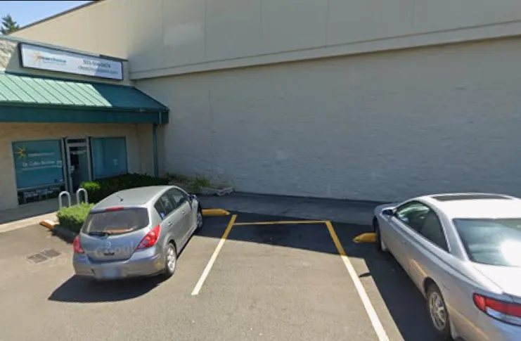 Exterior of the Sandy clinic